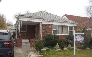48-61 189th St, Fresh Meadows, NY 11365