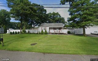 48 Avenue A, Holbrook, NY 11741