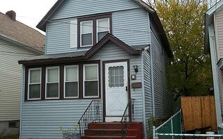 48 Grove St, Hempstead, NY 11550