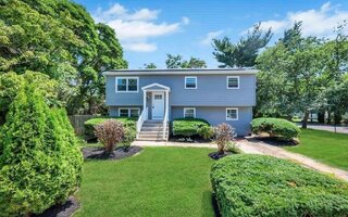 48 Jamaica Ave, Wyandanch, NY 11798
