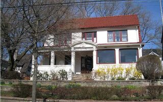 48 Ward Ave, Staten Island, NY 10304