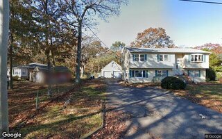 489 Carnation Dr, Shirley, NY 11967
