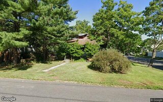 49 Freeman Ave, Islip, NY 11751