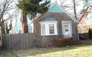 49 S Baldwin Pl, Massapequa, NY 11758