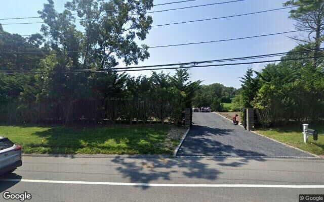 490 Montauk Hwy, Southampton, NY 11968