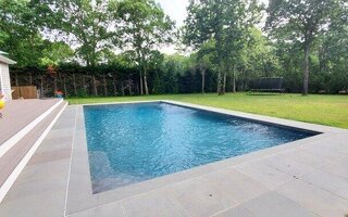 5 Old Fields Ln, Quogue, NY 11959