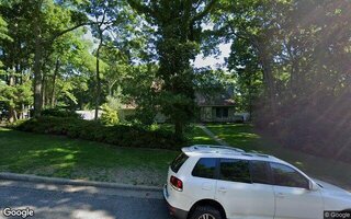5 Bracken Ln, Rocky Point, NY 11778