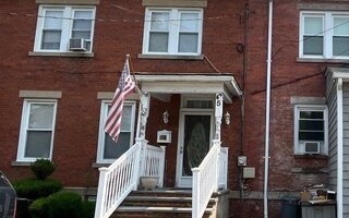 5 Columbia St, Farmingdale, NY 11735