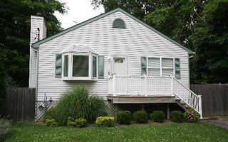5 Harborview Ave, Port Jefferson, NY 11777