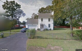 5 Lafayette Dr, Shirley, NY 11967