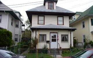 5 Muhlebach Ct, Far Rockaway, NY 11691