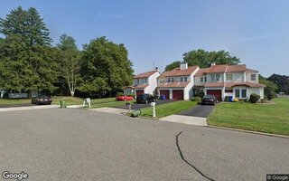 5 Norfolk Ct, Coram, NY 11727