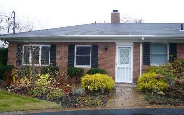 5 Reinhardt Ct, Blue Point, NY 11715 (Exterior)