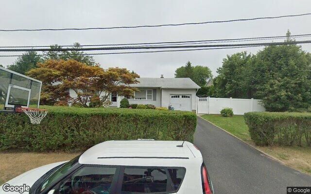 5 Richlee St, Blue Point, NY 11715 (Yard)