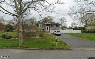 5 Stell Ln, East Northport, NY 11731