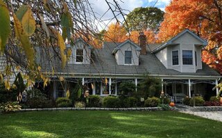 5 Wynville Ct, Coram, NY 11727