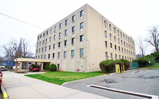 50 Belair Rd #5J, Staten Island, NY 10305