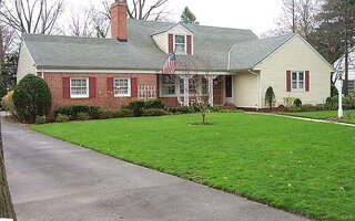 50 Chestnut St, Garden City, NY 11530