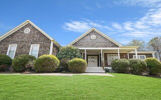 50 Corbett Dr, East Quogue, NY 11942