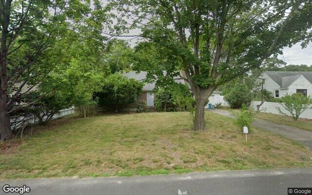 50 E Masem Sq, East Patchogue, NY 11772