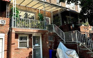 51-79 74th St, Elmhurst, NY 11373