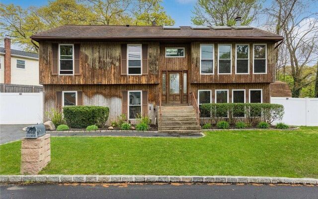 51 Eos Rd, Rocky Point, NY 11778 (Yard)