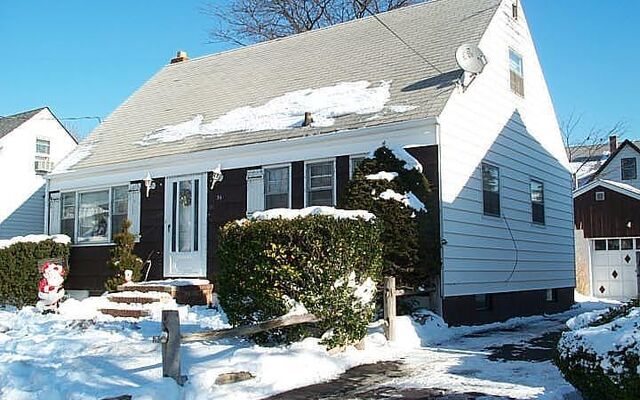 51 Saint Marks Ave, Freeport, NY 11520