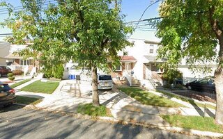 512 Drumgoole Rd W, Staten Island, NY 10312