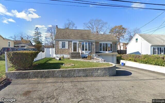 52 S 21st St, Wyandanch, NY 11798