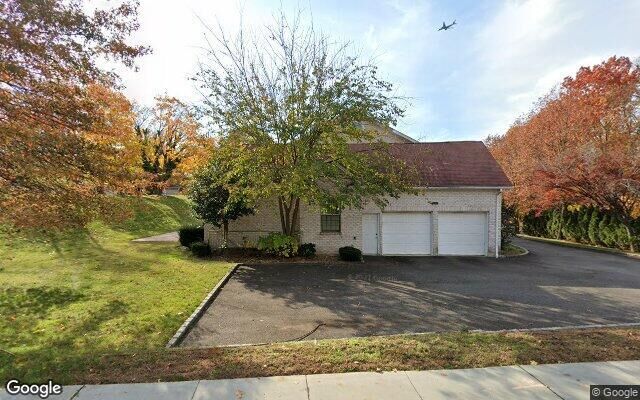 52 Snapdragon Ln, Roslyn Heights, NY 11577 (Road)