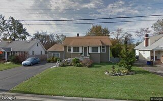 52 Stowe Ave, Babylon, NY 11702