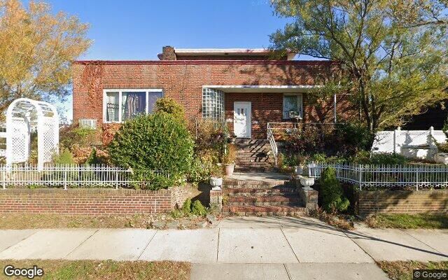 520 Laurelton Blvd, Long Beach, NY 11561