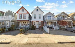521 Bch 129th St, Rockaway Park, NY 11694