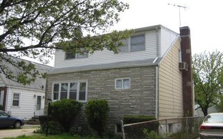 521 N 7th St, New Hyde Park, NY 11040