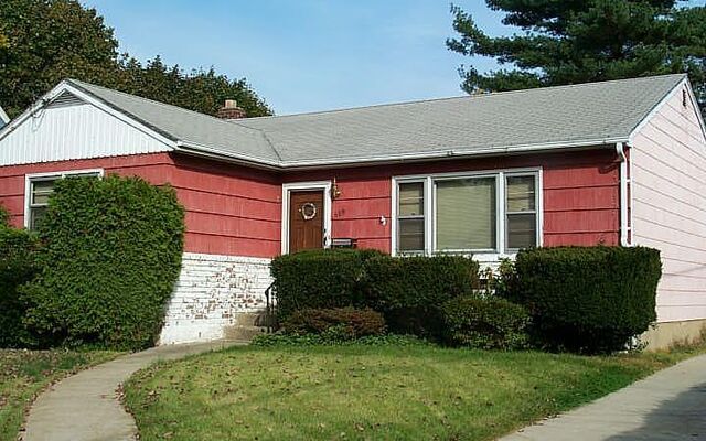 529 Liberty St, Uniondale, NY 11553