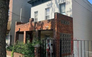 53-03 39th Ave #1, Woodside, NY 11377