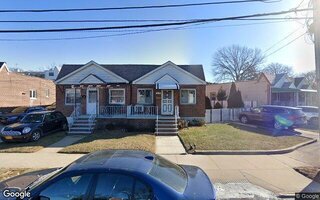 53-53 61st St, Maspeth, NY 11378