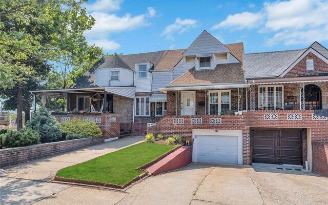 53-76 62nd St, Maspeth, NY 11378 (House View)