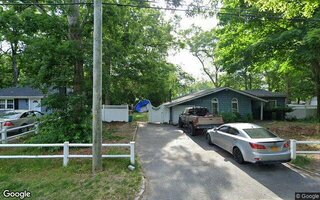 53 Fulton Ave, Mastic, NY 11950
