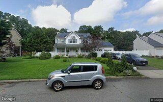 53 Howard Dr, Coram, NY 11727