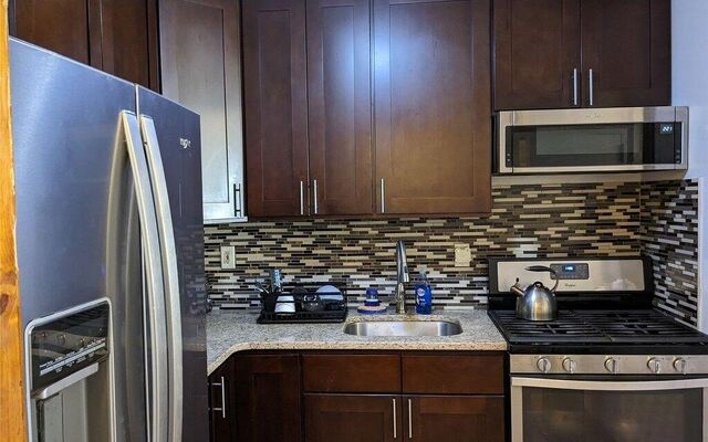 53 Woods Pl, Brooklyn, NY 11226 (Kitchen)