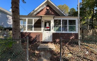 530 Washington St, Riverhead, NY 11901