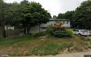 532 Hawkins Rd, Selden, NY 11784