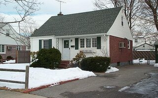 539 Adelphi St, East Meadow, NY 11554