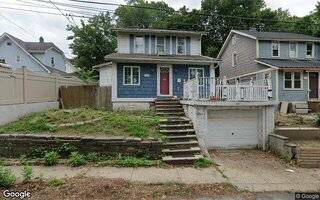 54 E Buchanan St, Staten Island, NY 10301