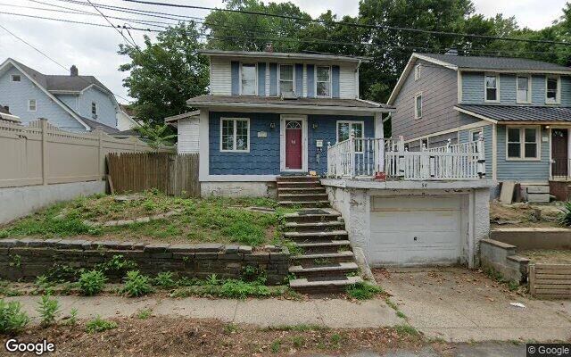 54 E Buchanan St, Staten Island, NY 10301