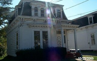 54 W Orchard St, Hempstead, NY 11550