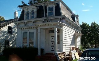 54 W Orchard St, Hempstead, NY 11550