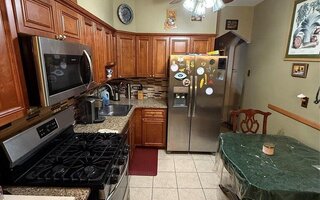 541 E 54th St, Brooklyn, NY 11203