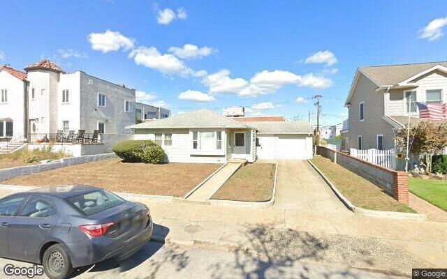 545 W Olive St, Long Beach, NY 11561